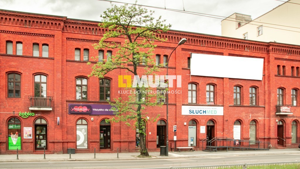 ŁÓDŹ - Skomercjalizowany budynek na sprzedaż (2)
