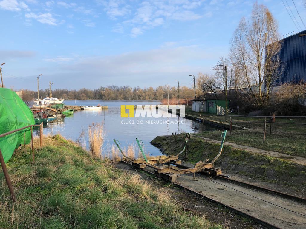 Działka nad Odrą z basenem portowym (4)