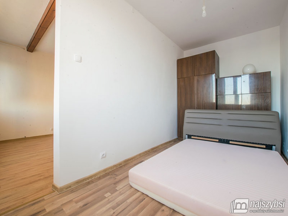Mieszkanie, 4 pok., 56 m2, Pyrzyce  (2)