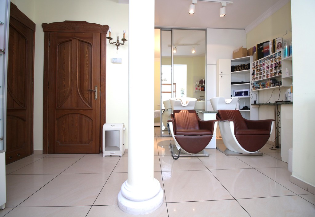 Dobrze prosperujący salon fryzjersko - kosmetyczny (5)