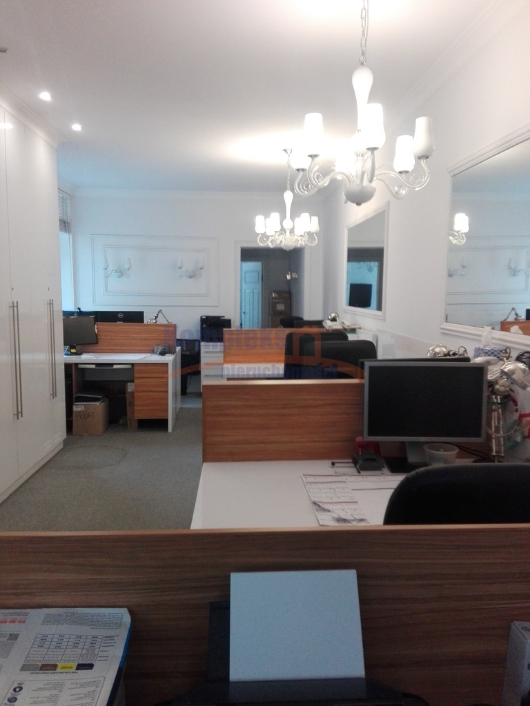 Komfortowe biuro w centrum I piętro - 110m2 (4)