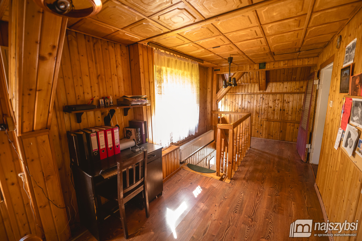 Dom w malowniczej okolicy (10)