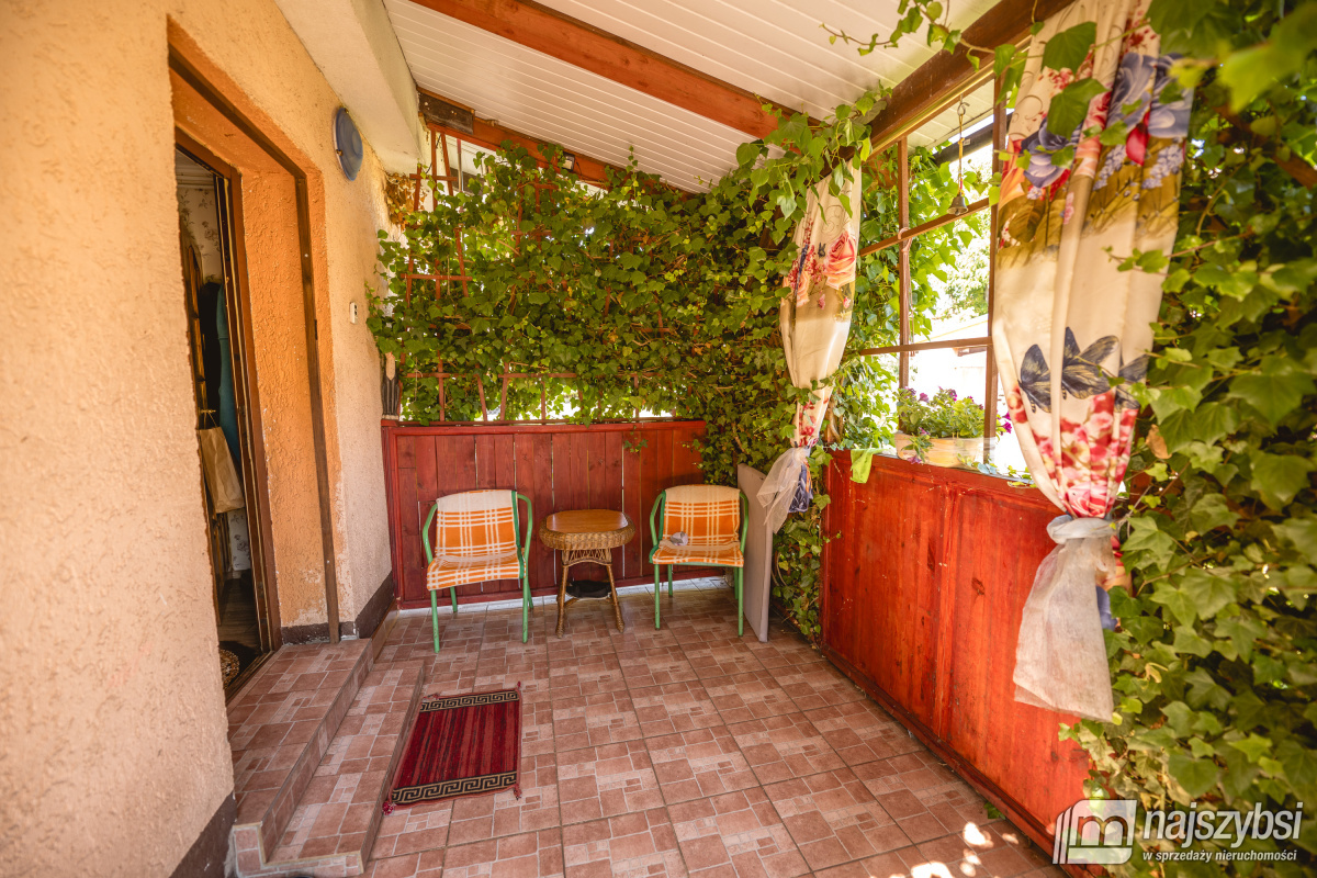 Dom w malowniczej okolicy (13)