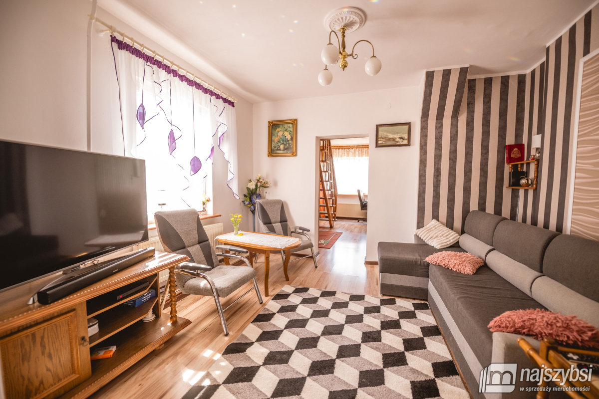 Dom w malowniczej okolicy (7)