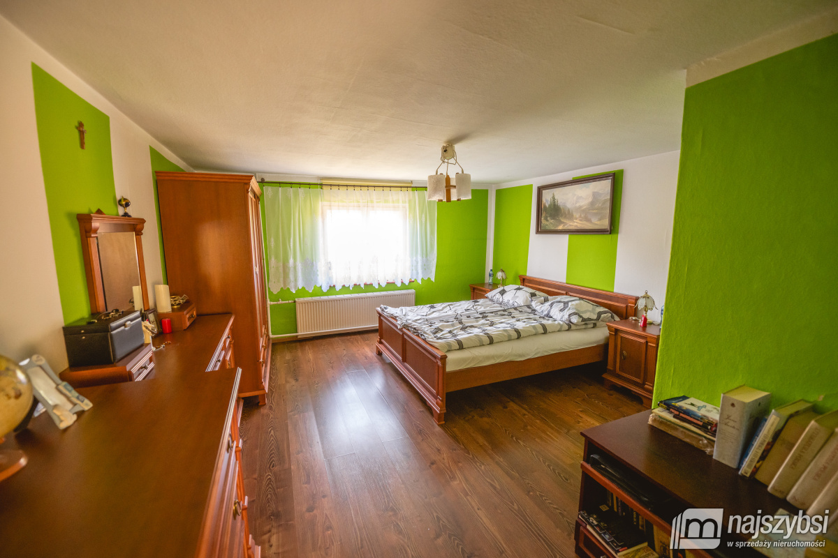 Dom w malowniczej okolicy (9)