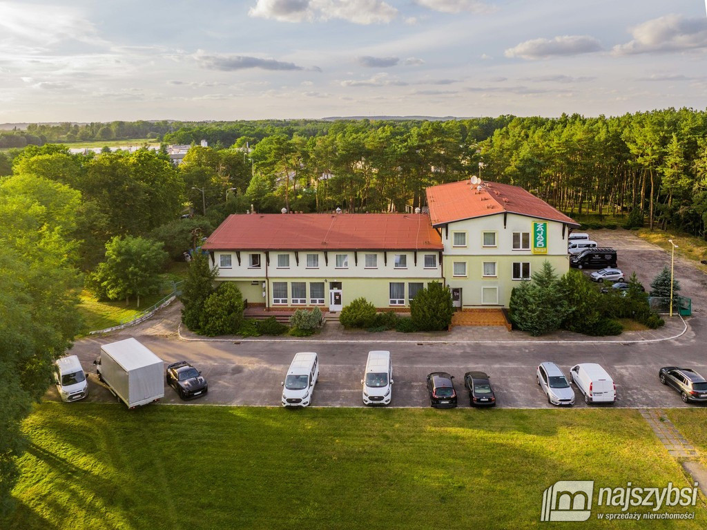 Lokal, 2,000 m2, Pniewo Pniewo (1)