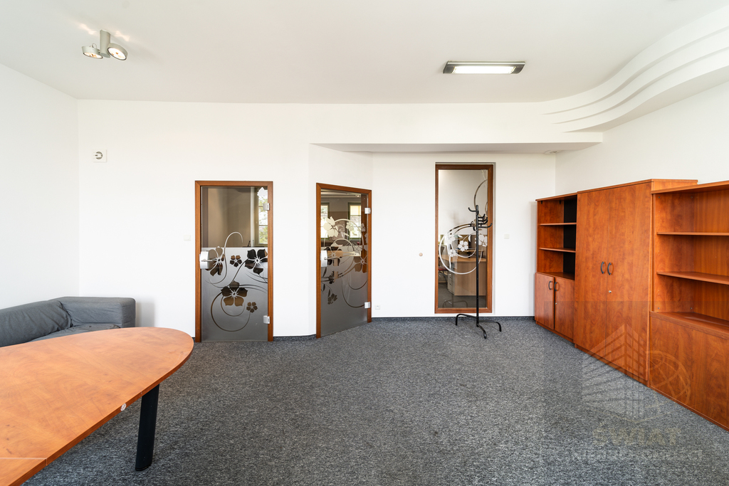 Lokal biurowy o pow. 90,2 m2 na Starym Mieście (7)