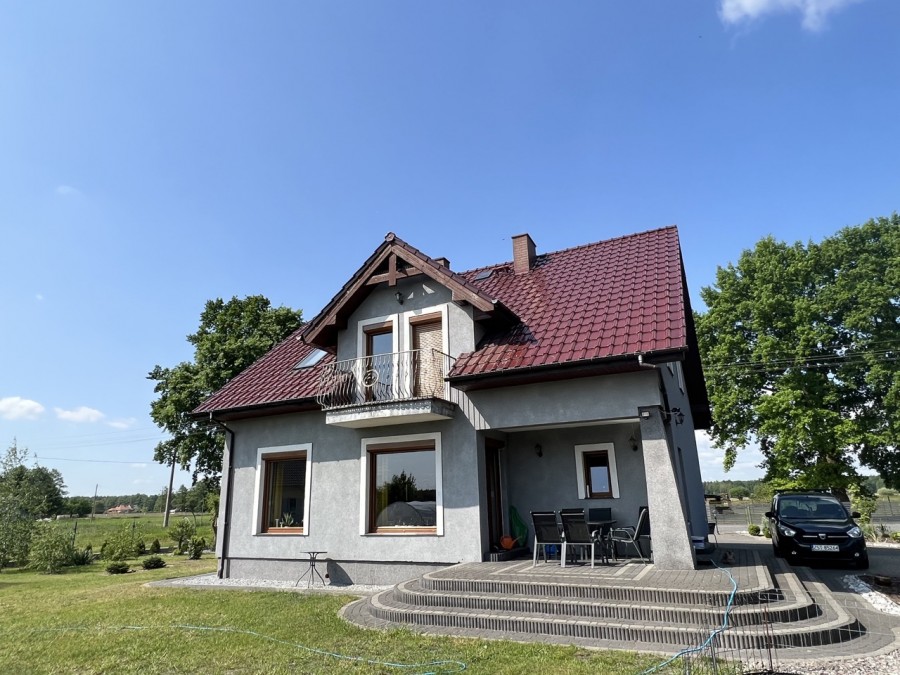 Dom z 2015 roku w otulinie Lasu Pod Szczecinem (16)