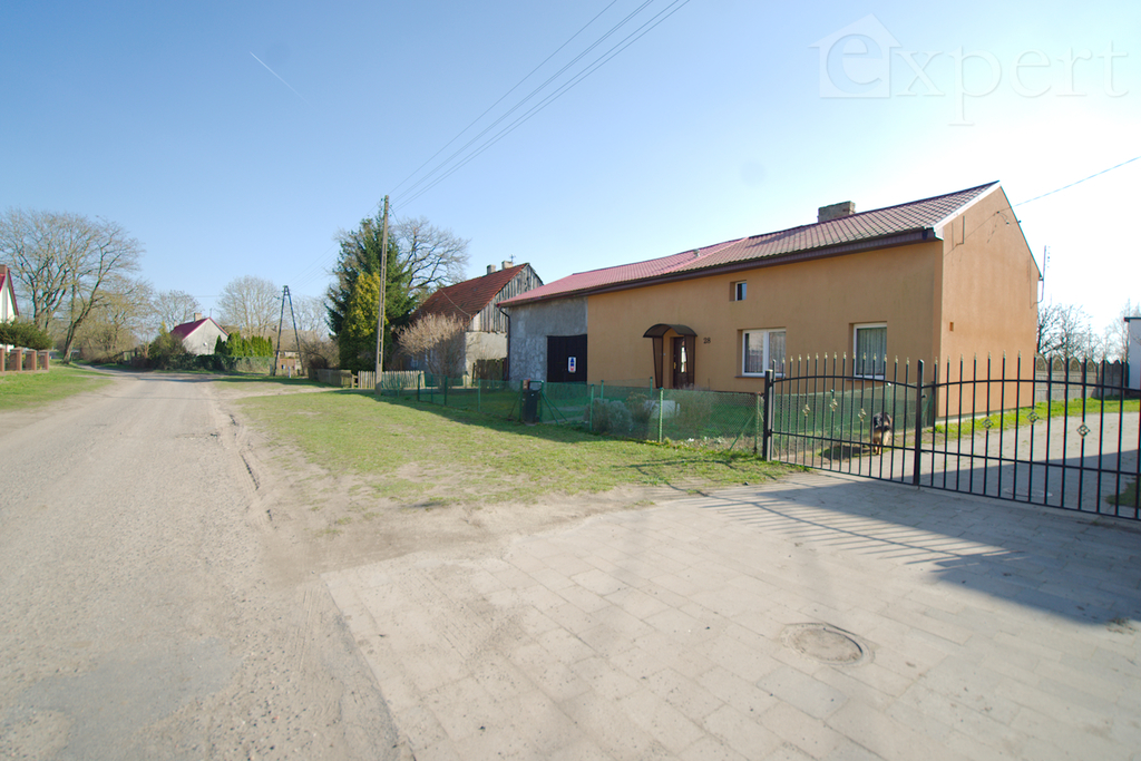 Dom w Tychowie na działce 5431 m2 +5056 m2 ziemi R (2)