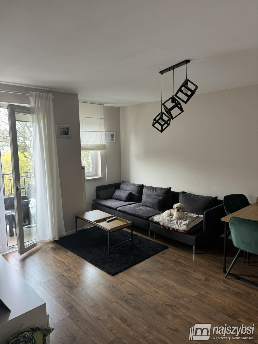 Mieszkanie, 4 pok., 78 m2, Kołobrzeg Starówka (2)