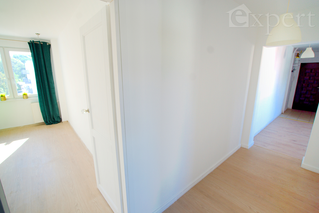 3 pokoje, w samym centrum ul. Wyszyńskiego (14)