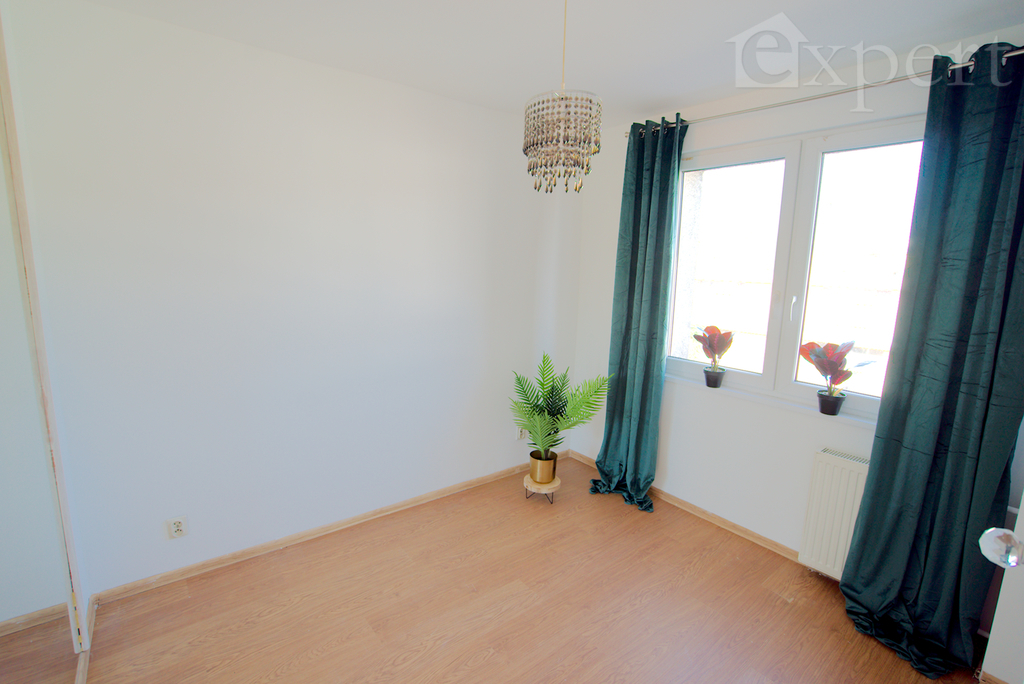 3 pokoje, w samym centrum ul. Wyszyńskiego (2)