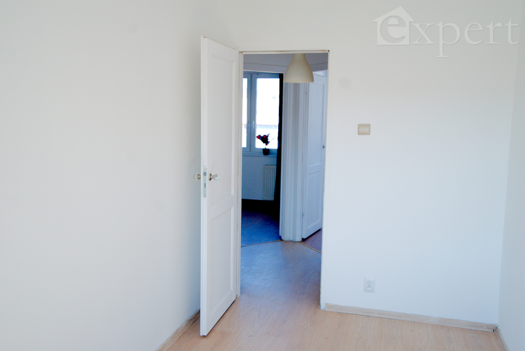 3 pokoje, w samym centrum ul. Wyszyńskiego (19)