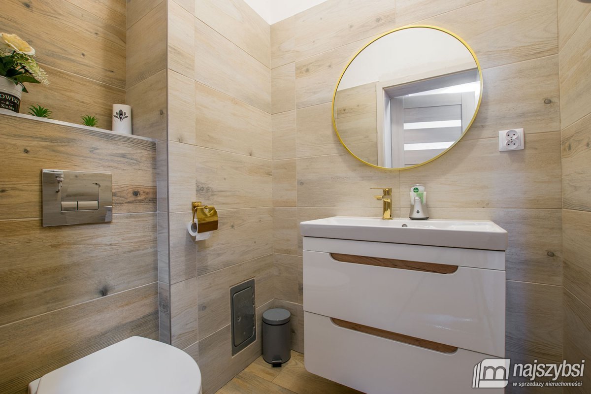 Załom - Nowoczesny dom wolnostojący 217,66m² (11)