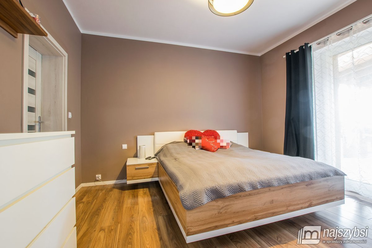 Załom - Nowoczesny dom wolnostojący 217,66m² (18)