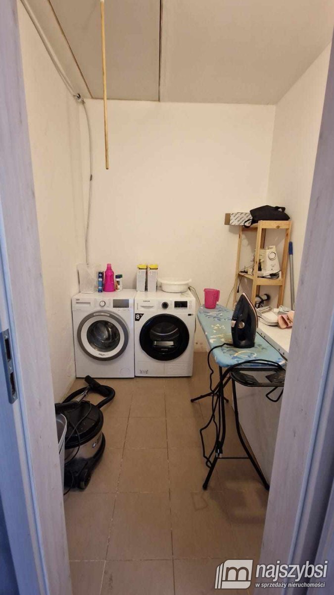 Załom - Nowoczesny dom wolnostojący 217,66m² (21)