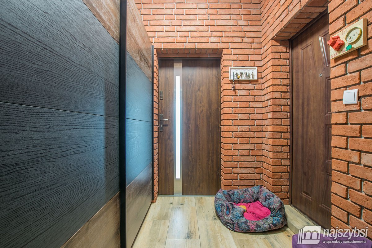 Załom - Nowoczesny dom wolnostojący 217,66m² (22)