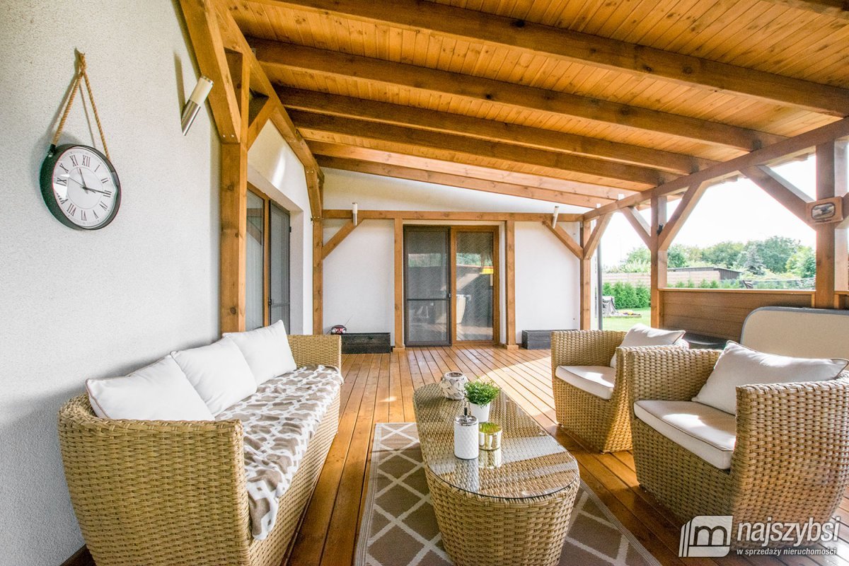 Załom - Nowoczesny dom wolnostojący 217,66m² (23)