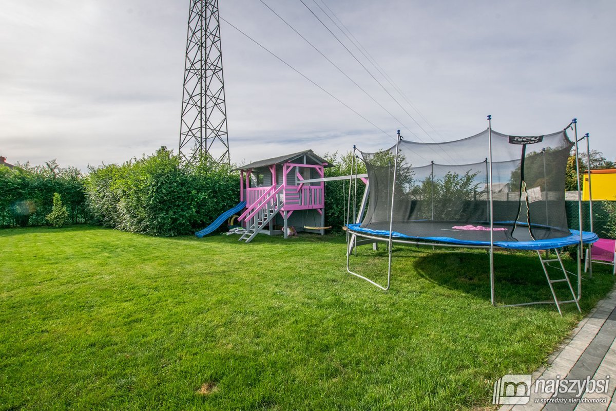 Załom - Nowoczesny dom wolnostojący 217,66m² (26)