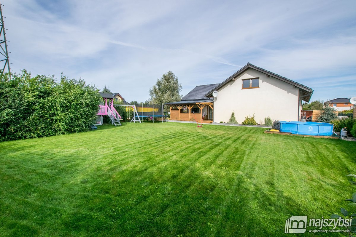 Załom - Nowoczesny dom wolnostojący 217,66m² (28)