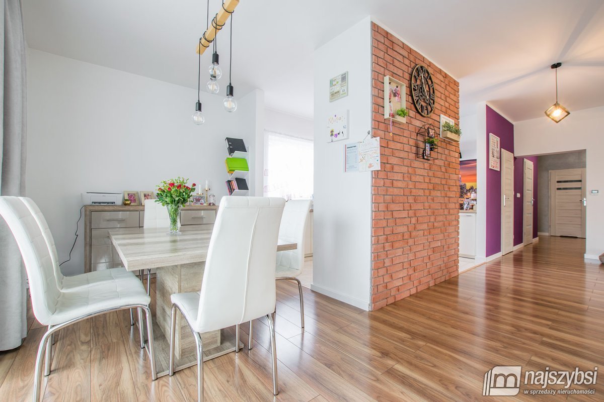 Załom - Nowoczesny dom wolnostojący 217,66m² (6)