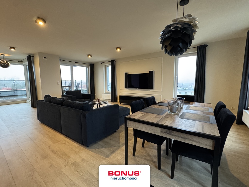 Przestronny  apartament 157,23m2 z dużym tarasem. (2)