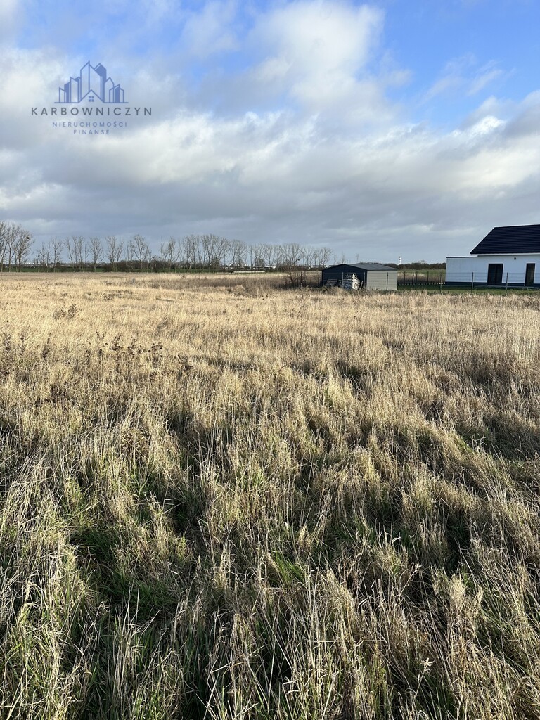 Działka z wydanymi Warunkami Zabudowy (3)