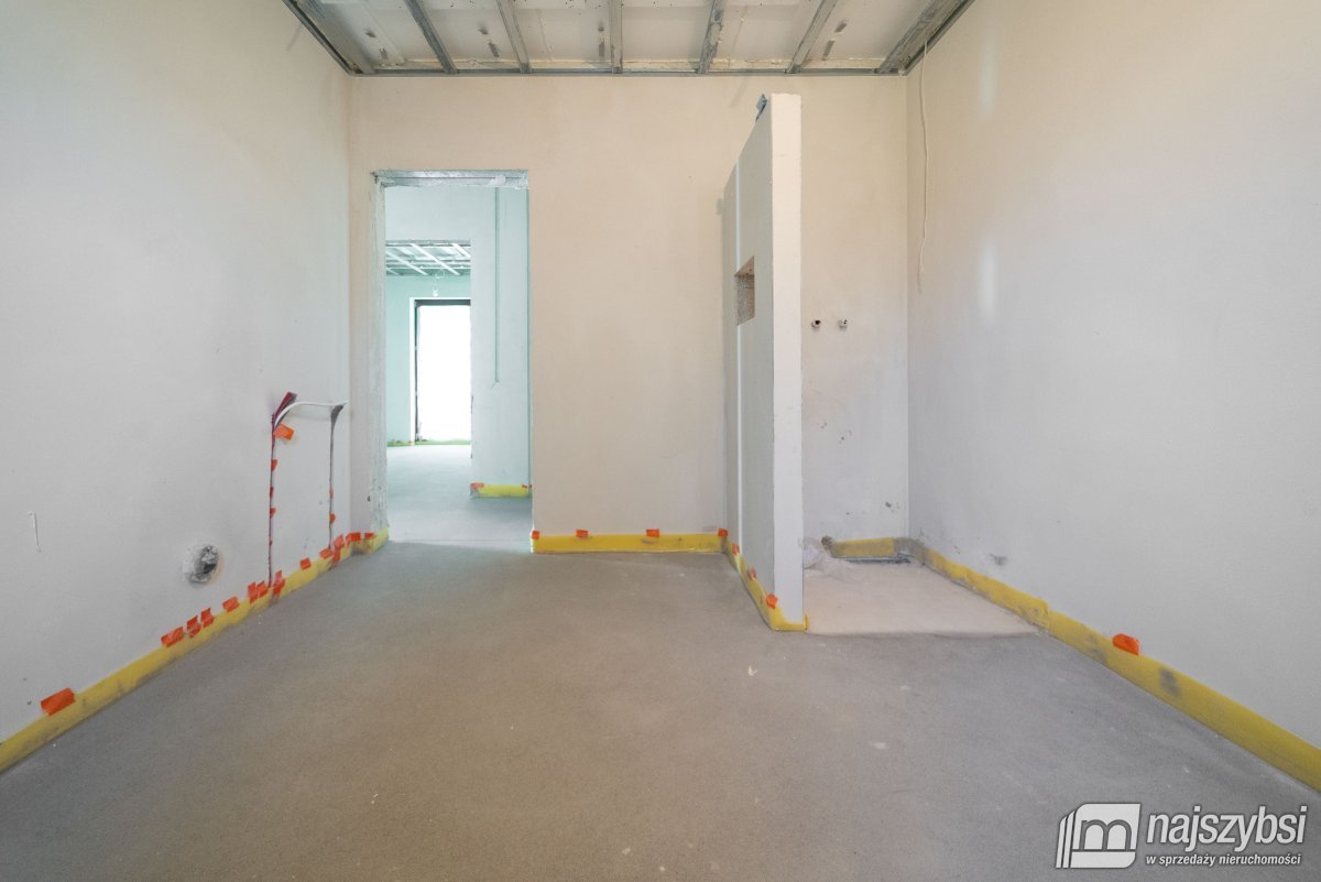 Kobylanka - wyjątkowy dom przy lesie / os. Zalesie (13)