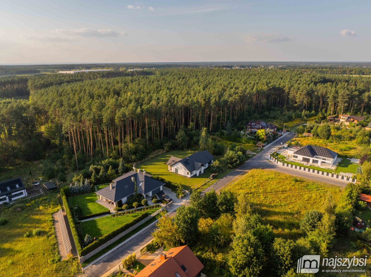 Kobylanka - wyjątkowy dom przy lesie / os. Zalesie (2)