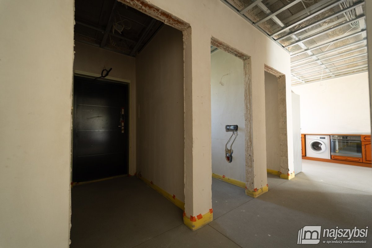 Kobylanka - wyjątkowy dom przy lesie / os. Zalesie (28)