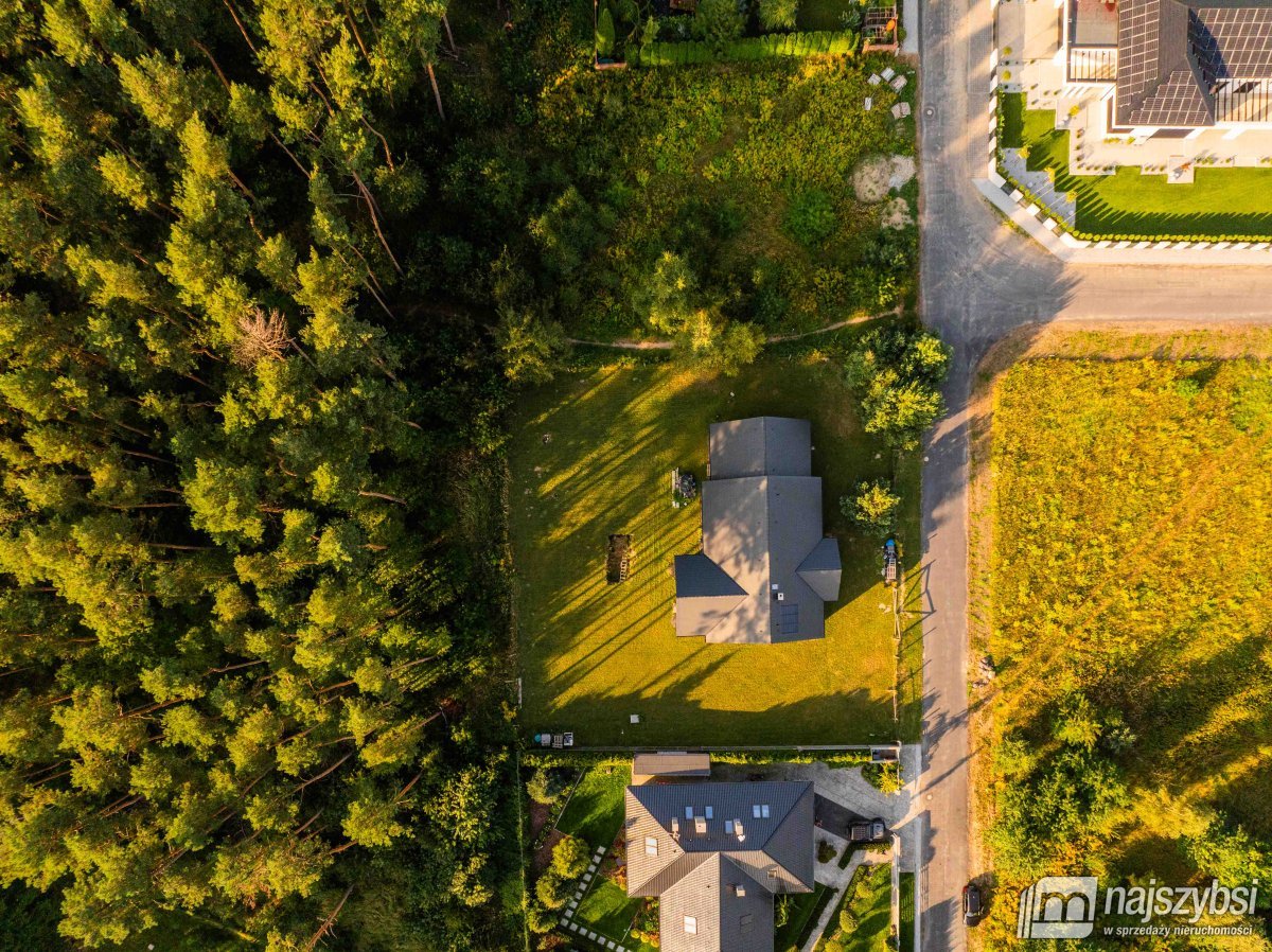Kobylanka - wyjątkowy dom przy lesie / os. Zalesie (30)