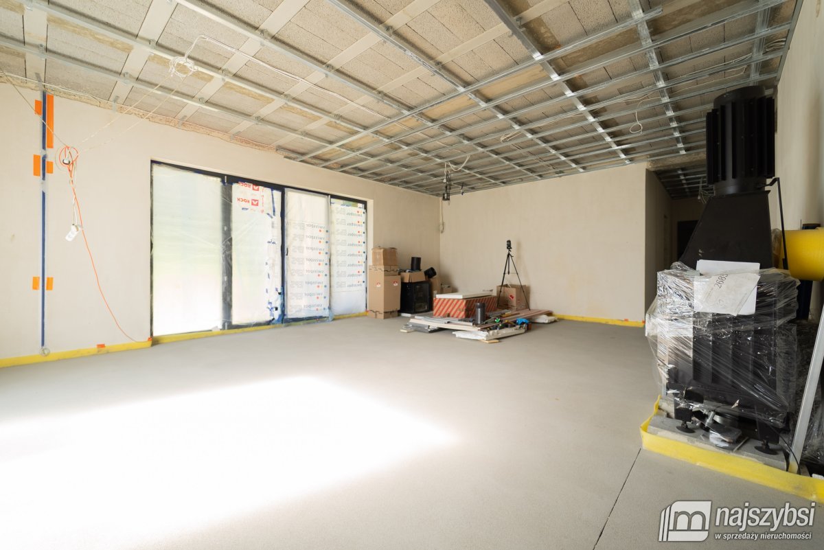 Kobylanka - wyjątkowy dom przy lesie / os. Zalesie (7)