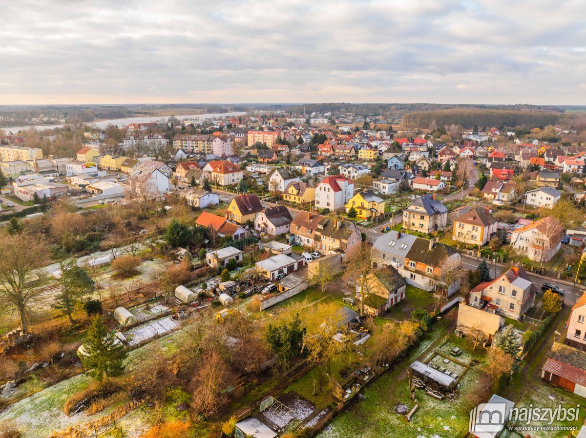 Nowogard-mieszkanie z garażem i ogródkiem (19)