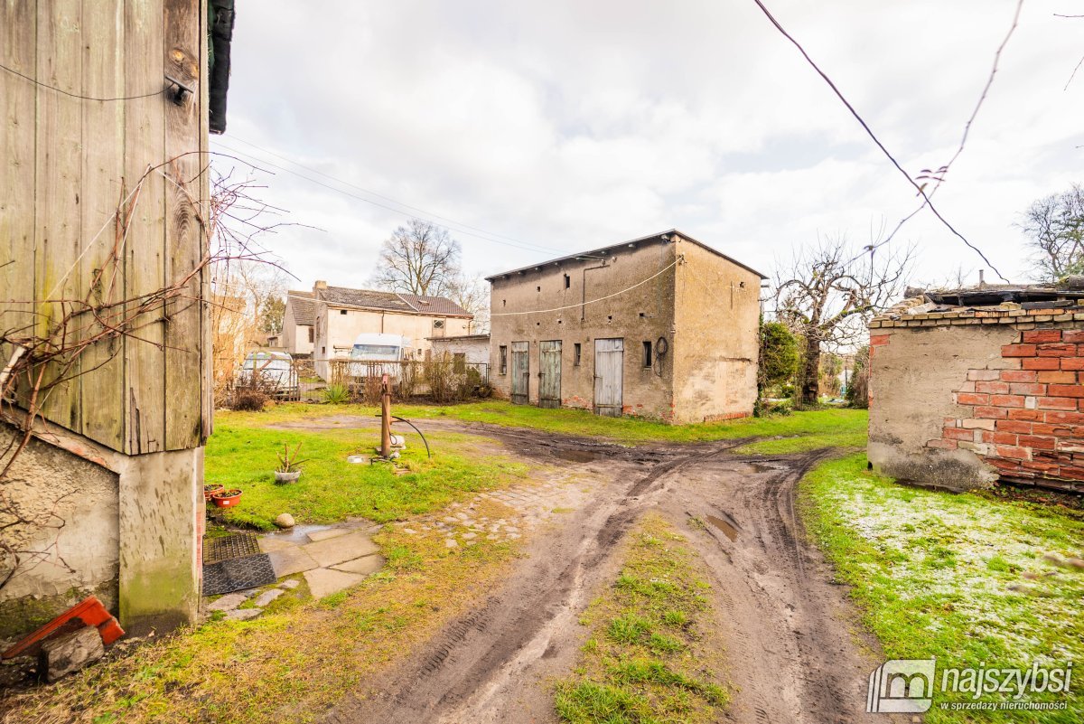 Nowogard-mieszkanie z garażem i ogródkiem (20)