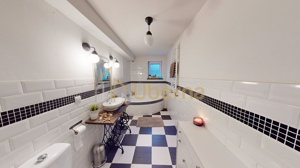 Przestronne mieszkanie 150 m², możliwość podziału (16)