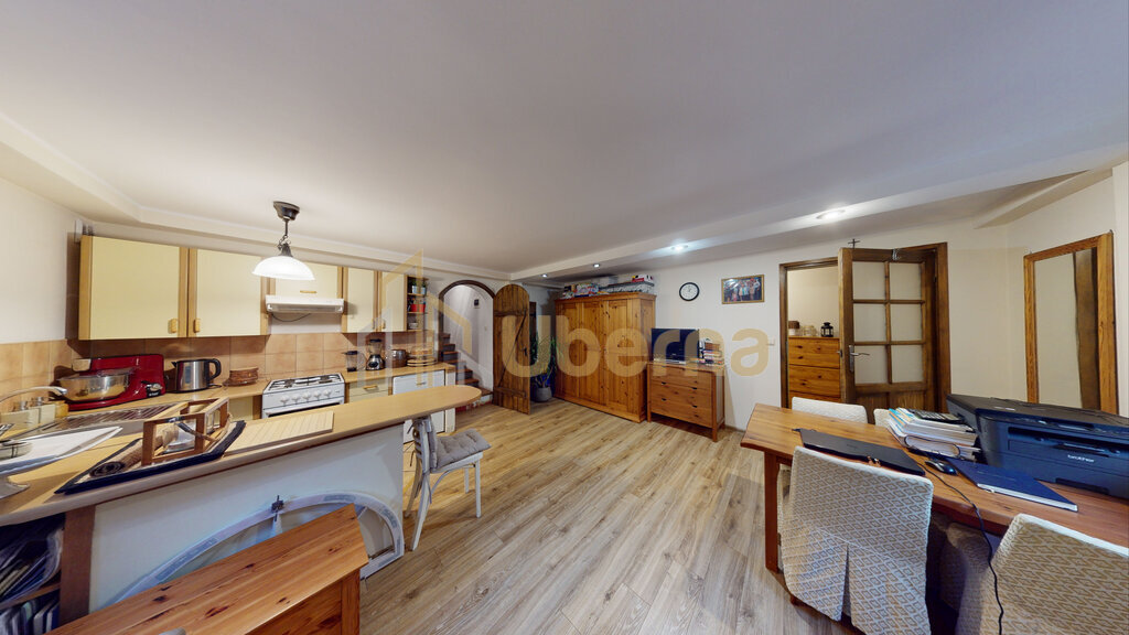 Przestronne mieszkanie 150 m², możliwość podziału (15)