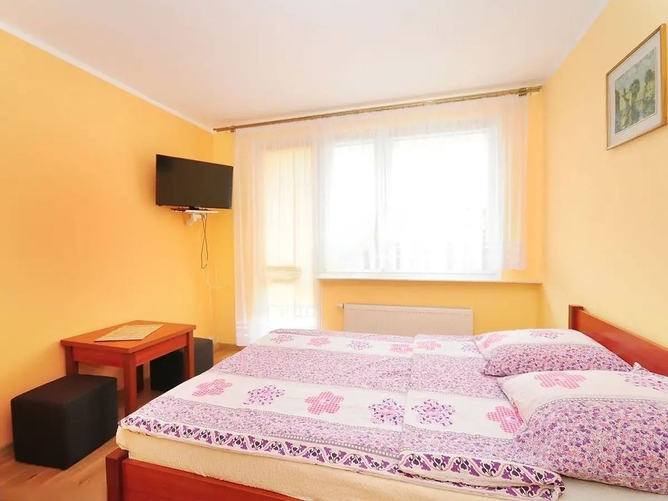 PRZEPIĘKNY PENSJONAT 27 POKOI / USTRONIE MORSKIE (6)