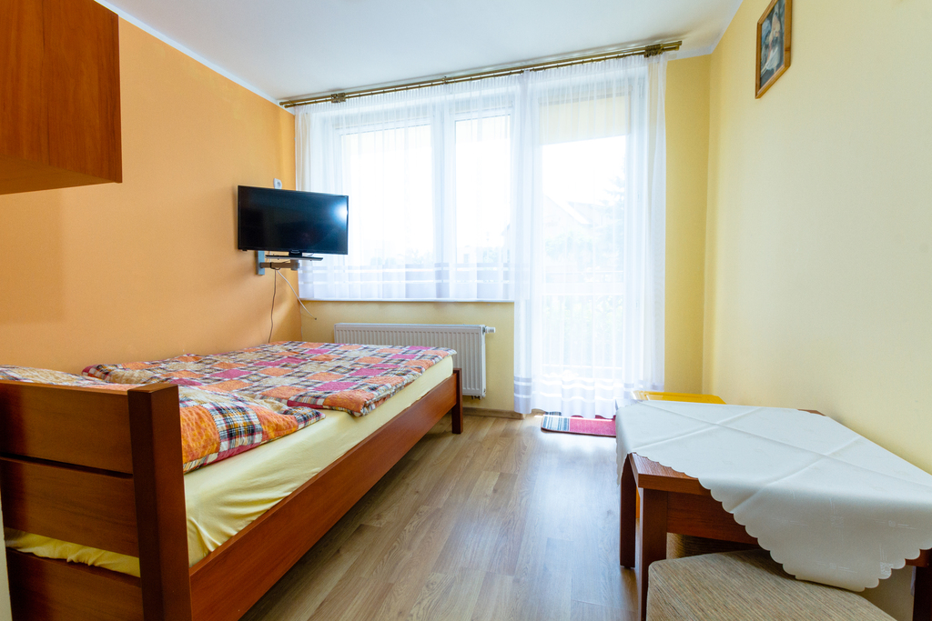 PRZEPIĘKNY PENSJONAT 27 POKOI / USTRONIE MORSKIE (3)