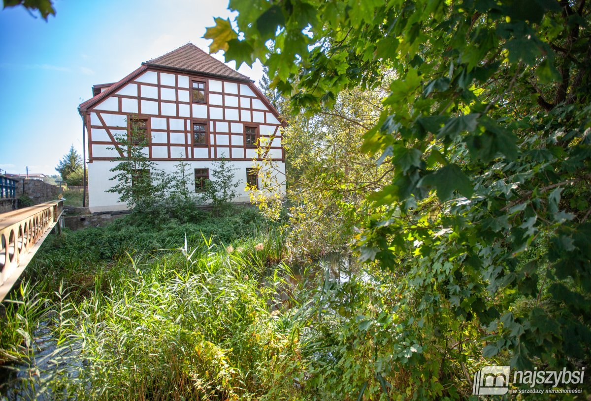 Przybiernów okolica- nieruchomość z potencjałem  (3)