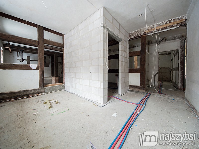 Przybiernów okolica- nieruchomość z potencjałem  (9)