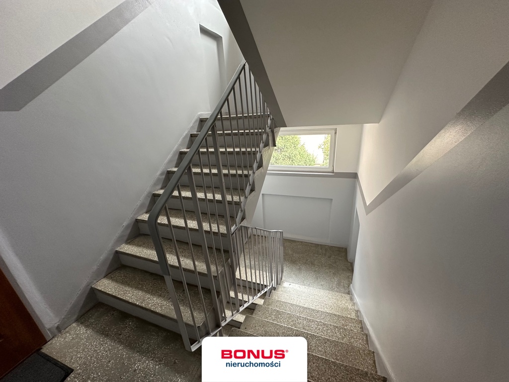 4 pokoje, duża kuchnia z jadalnią, po remoncie (18)