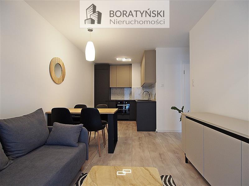 Atrakcyjne  2 pokojowe, balkon, winda. (2)
