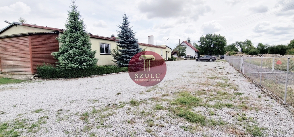 Obiekt produkcyjno-handlowy. (3)