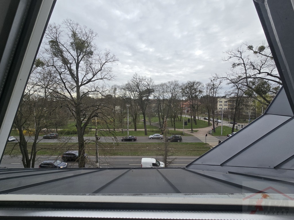 Obiekt 900m2  al. Wojska Polskiego Szczecin (22)