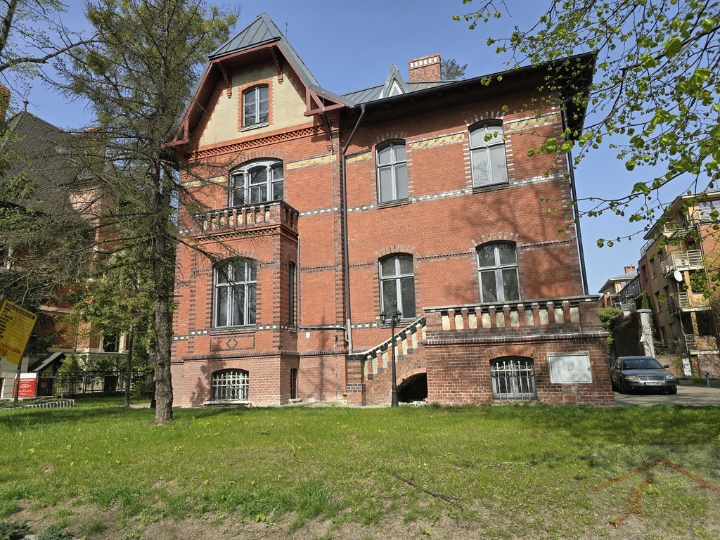 Obiekt 900m2  al. Wojska Polskiego Szczecin (29)