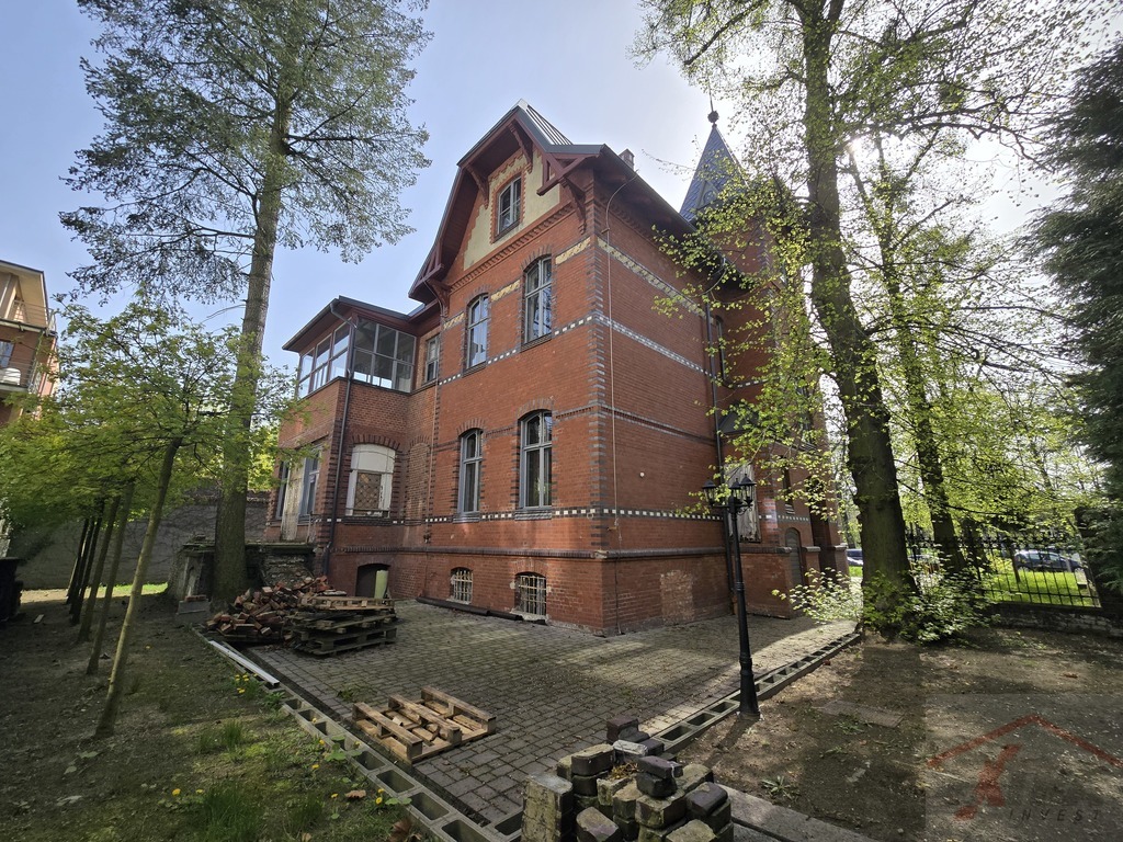 Obiekt 900m2  al. Wojska Polskiego Szczecin (30)