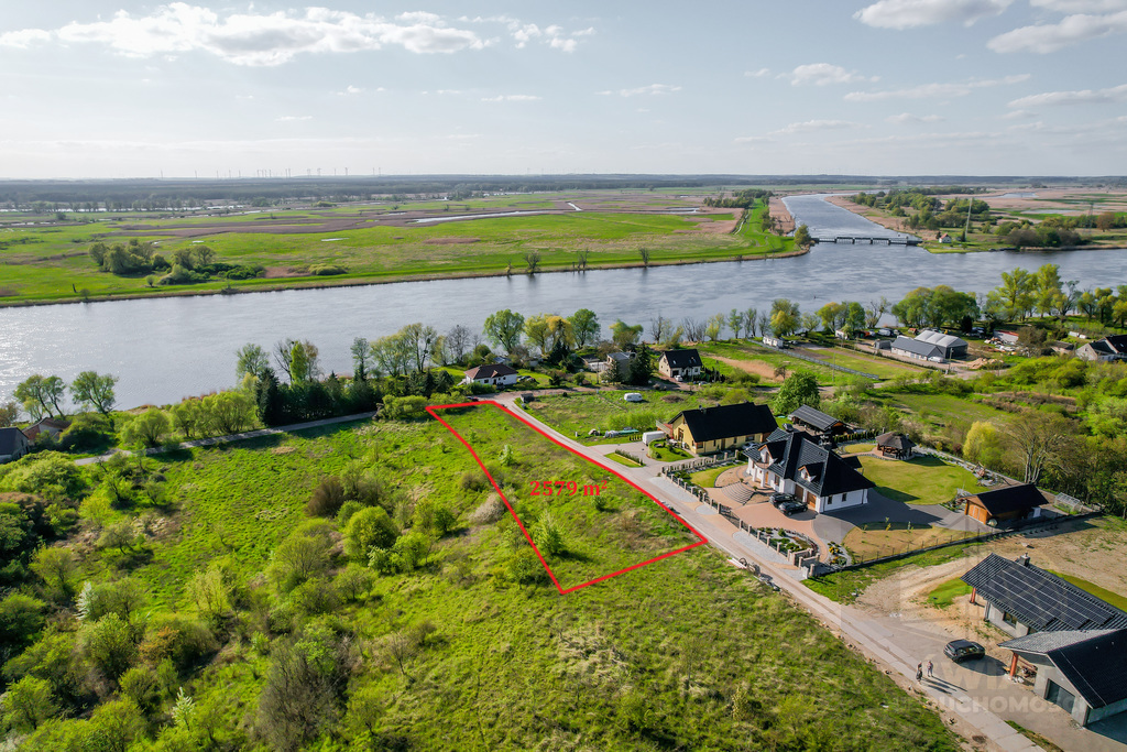 Działka budowlana z cudownym widokiem na Odrę (1)