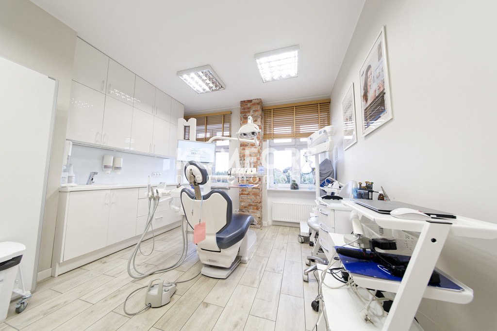 Gabinety; Stomatologiczne/Lekarskie/Arkońska (1)