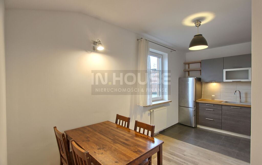 Atrakcyjne dwa poziomy bez skosów Bezrzecze (16)