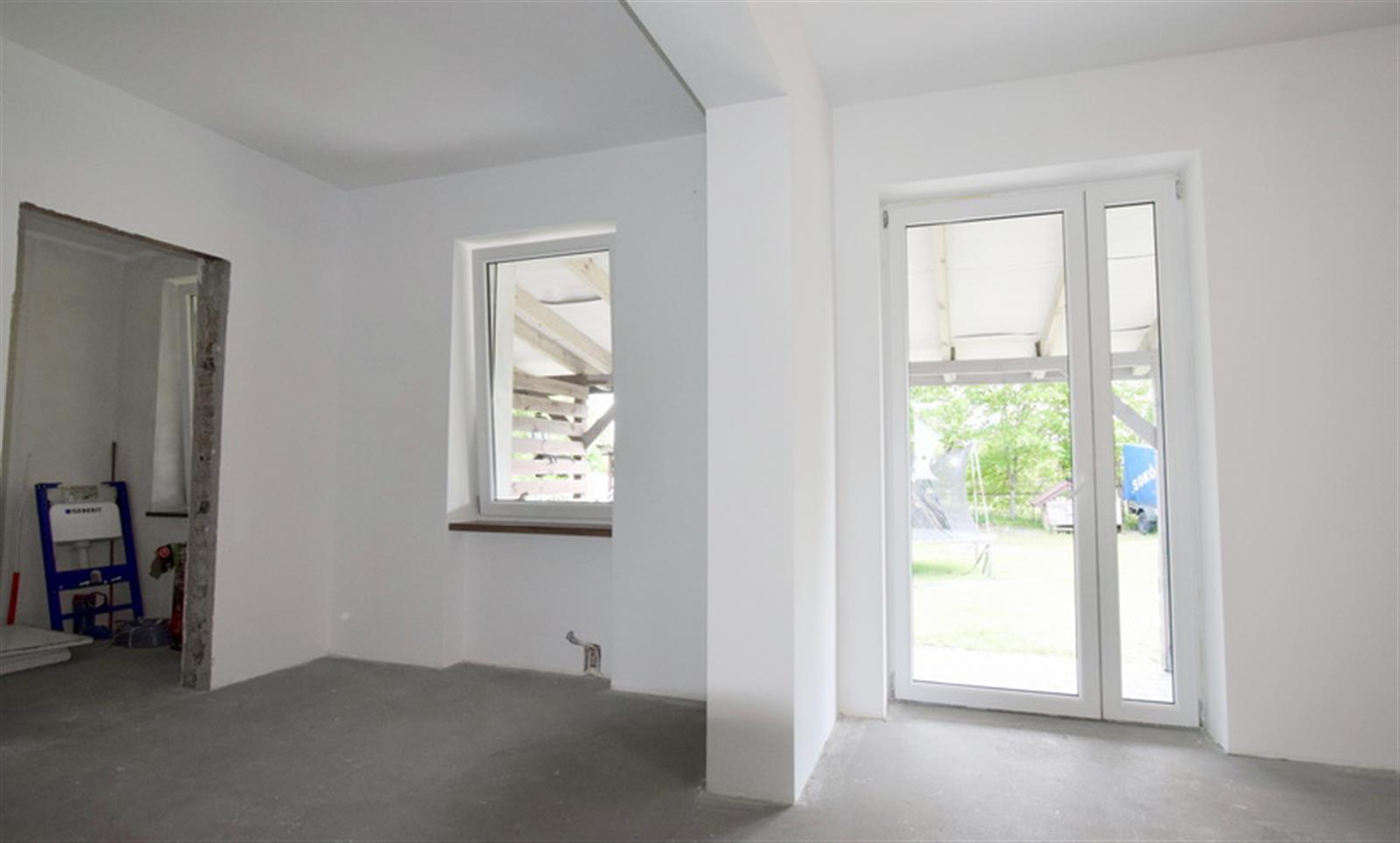 Mieszkanie 3-pok. - połowa domu z działką budowlan (14)